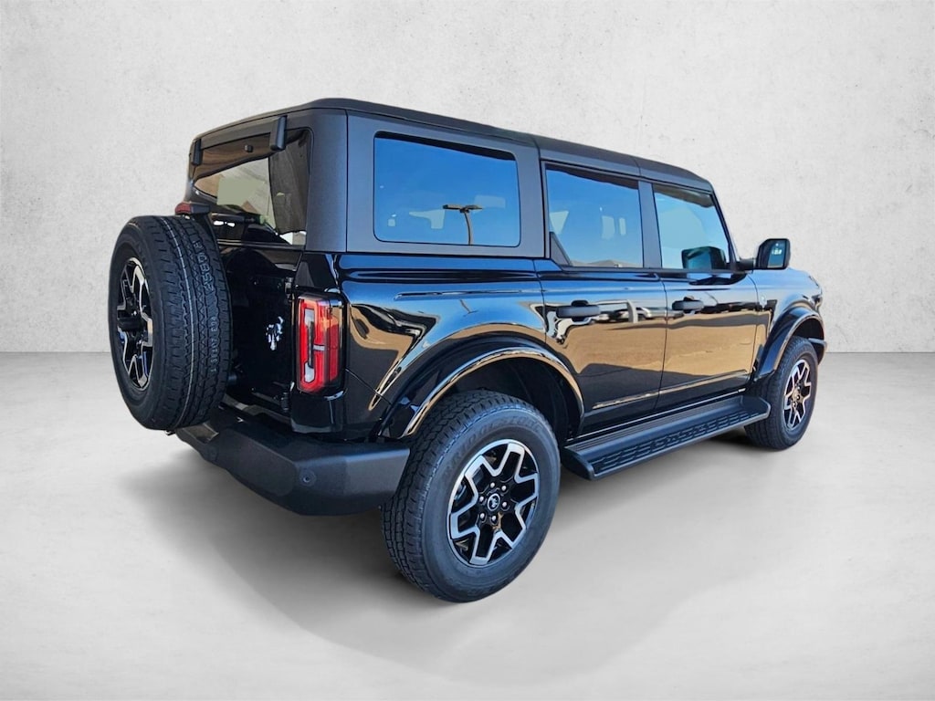 New 2026 Ford Bronco Outer Banks SUV