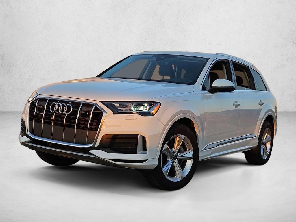 Used 2024 Audi Q7 Premium SUV