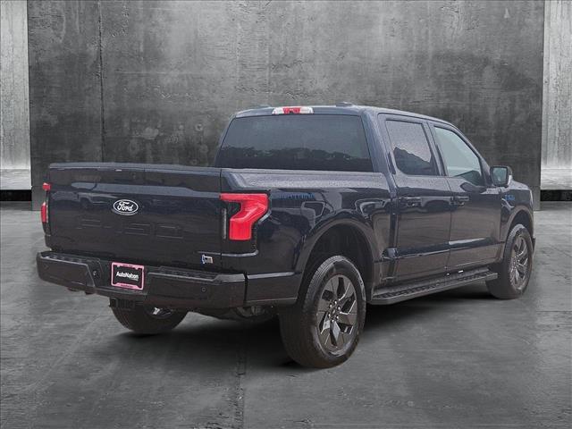 2025 Ford F-150 Lightning photo 2