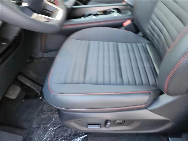 2025 Ford Explorer ST-Line photo 4