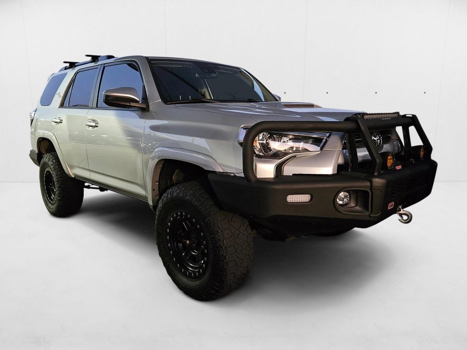 2021 Toyota 4Runner TRD photo 3
