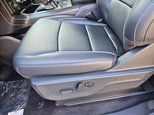 2025 Ford F-150 Lariat photo 4