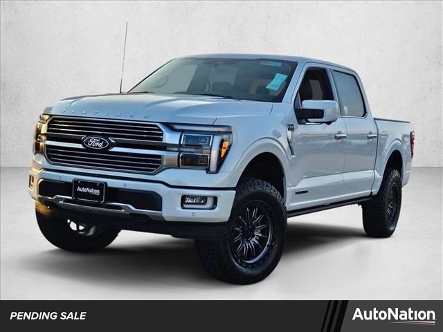 2025 Ford F-150 Platinum's photo