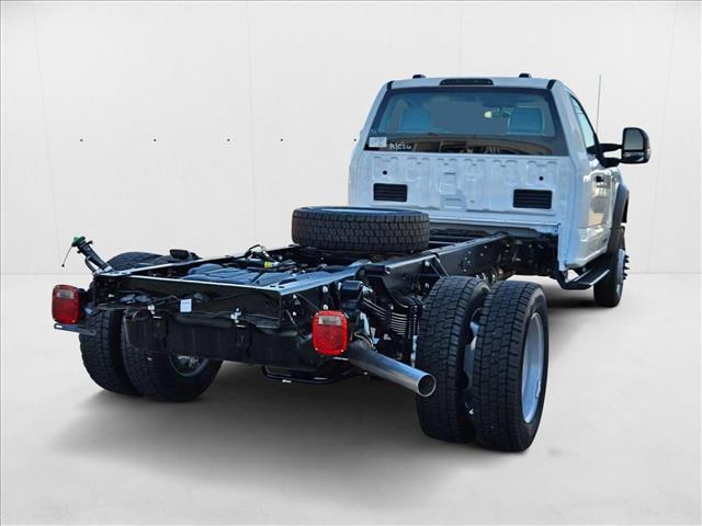 2025 Ford F-550 XL photo 2