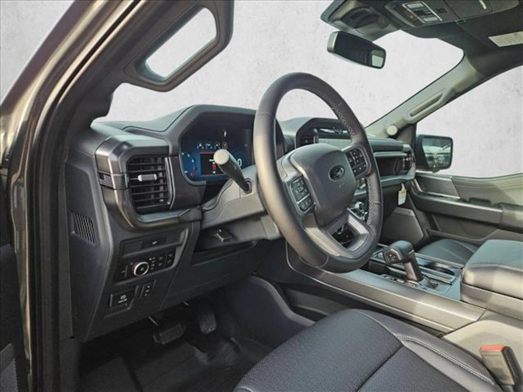 New 2026 Ford F-150 LARIAT Truck SuperCrew Cab