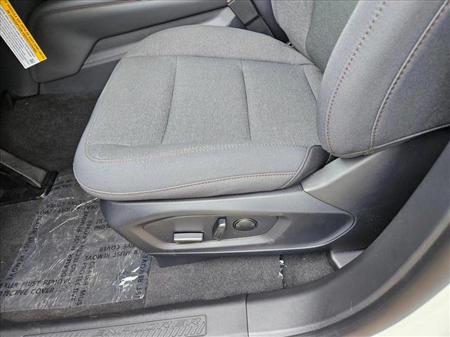 2025 Ford Explorer photo 4