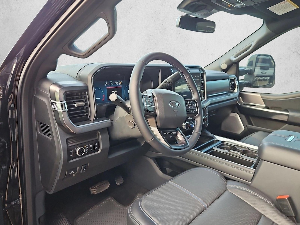New 2026 Ford F-350 Platinum Truck Crew Cab