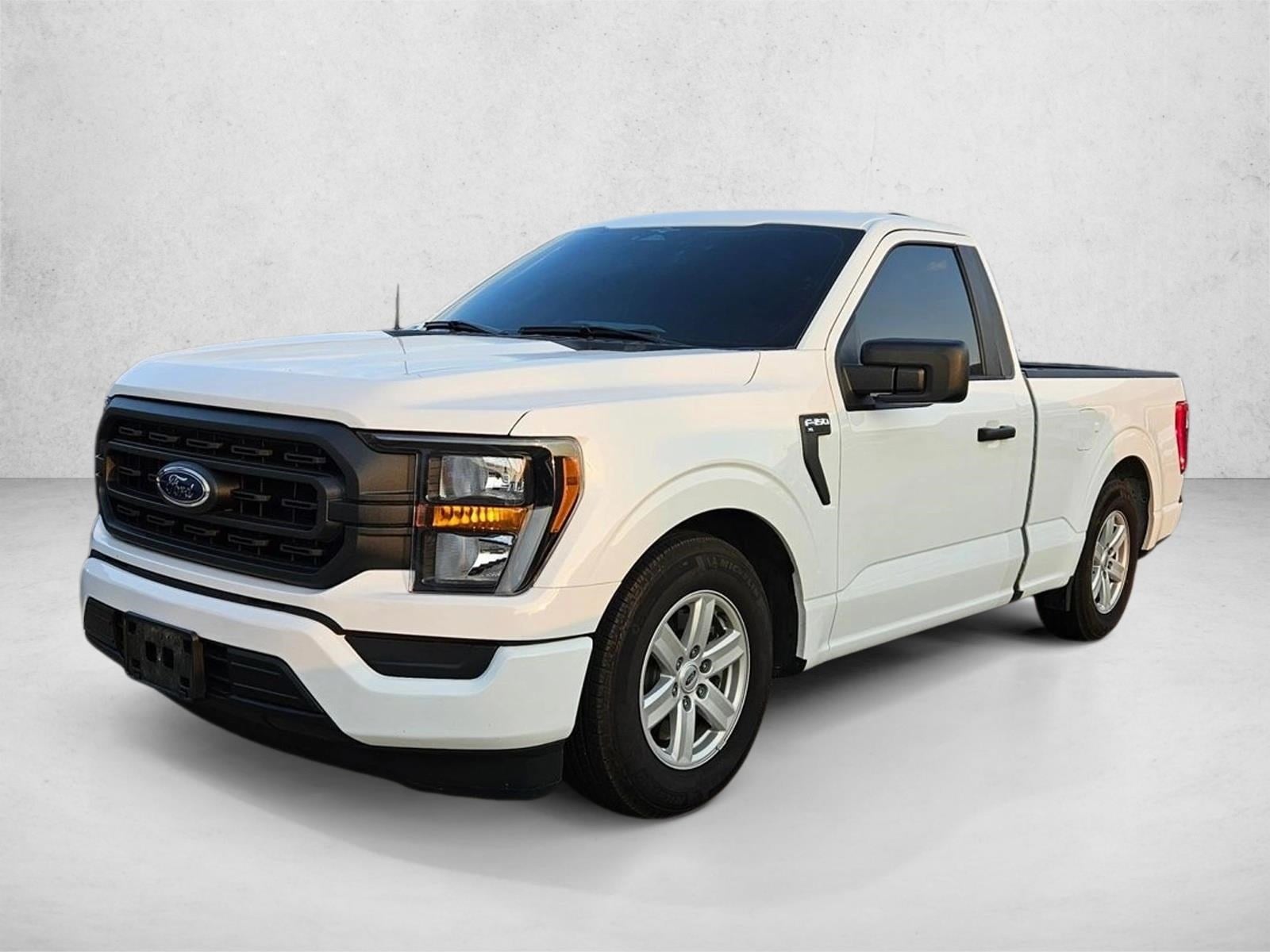 2023 Ford F-150 XL's photo
