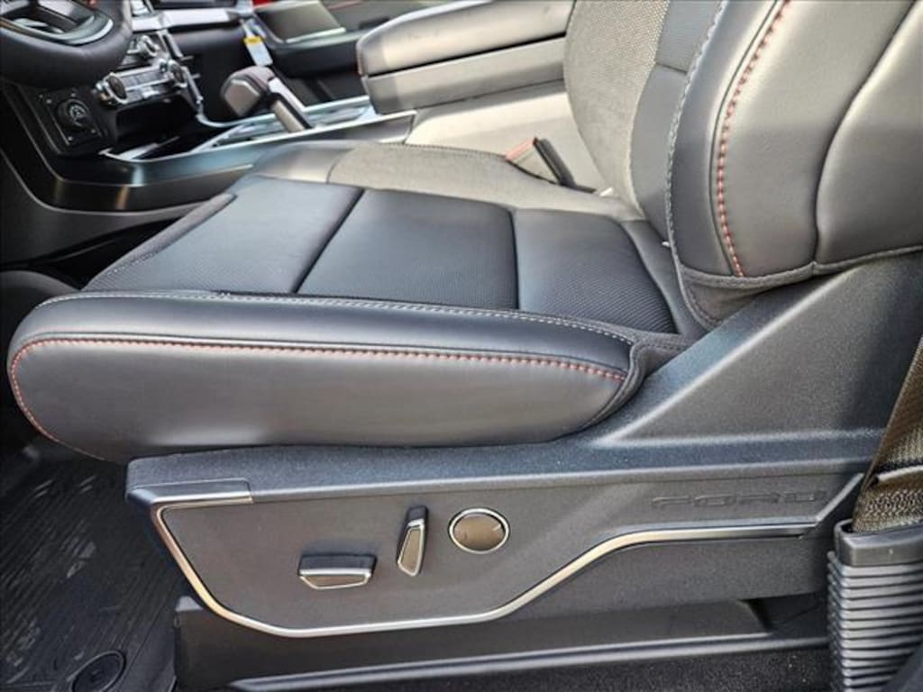 New 2025 Ford F-150 Raptor Truck SuperCrew Cab