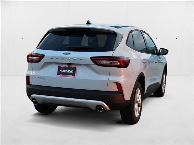 2025 Ford Escape Active photo 2