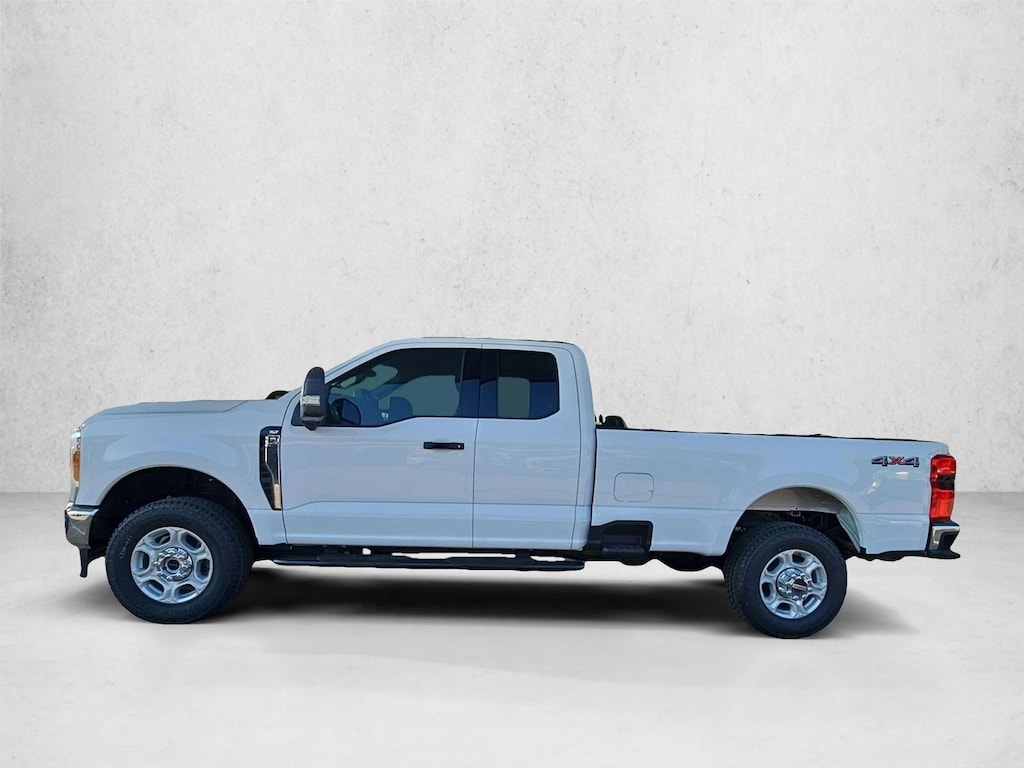 New 2026 Ford F-350 XLT Truck Super Cab