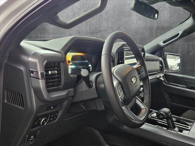 2025 Ford F-150 XLT photo 3