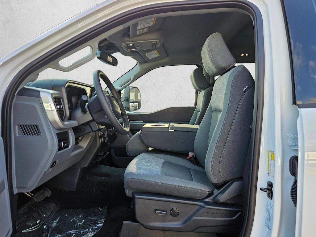 New 2026 Ford F-250 XLT Truck Crew Cab