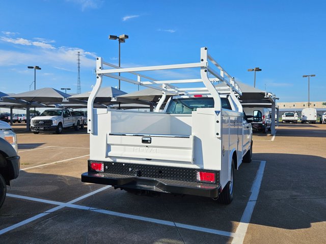 2025 Ford F-250 XL photo 2