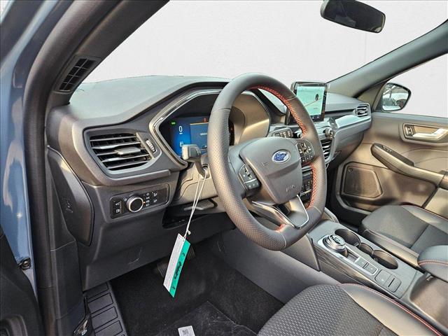 2025 Ford Escape ST-Line photo 3