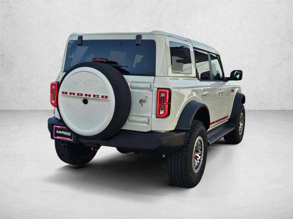 New 2026 Ford Bronco Outer Banks SUV