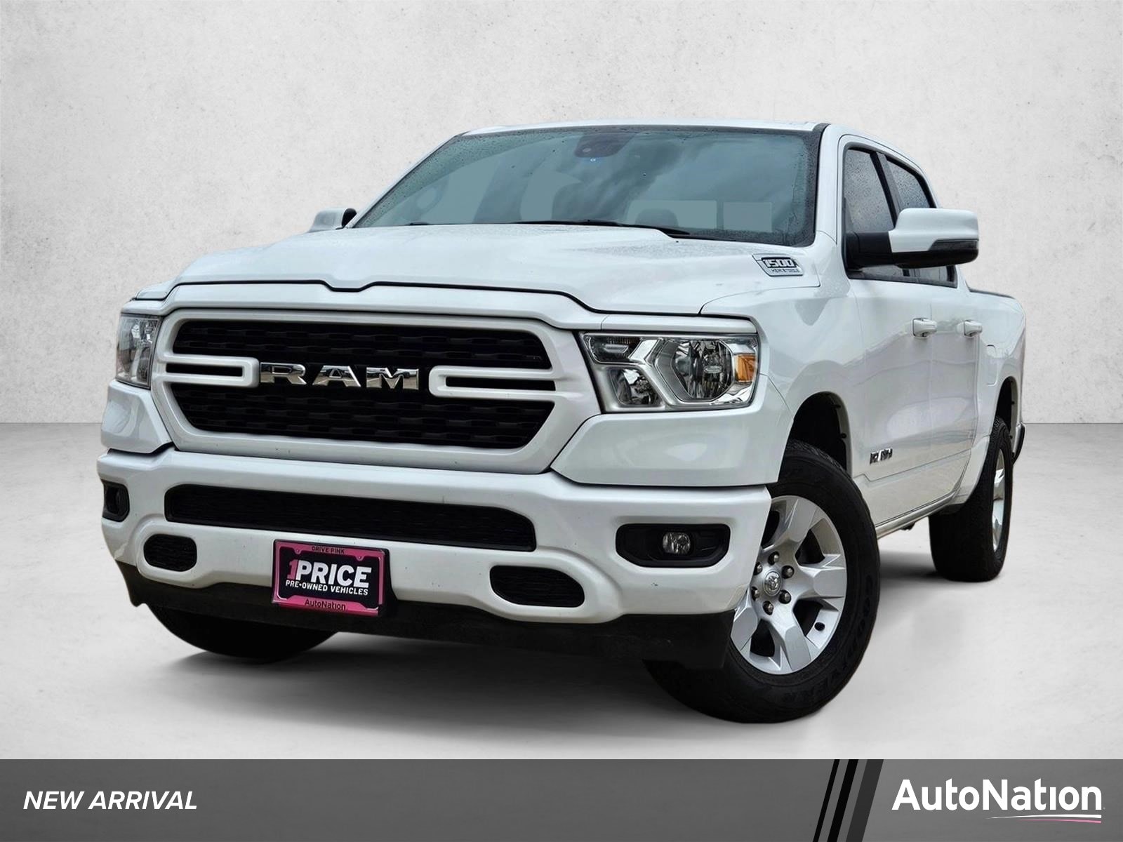 2024 RAM 1500 Big Horn/Lone Star 4x4 Crew Cab 5'7's photo