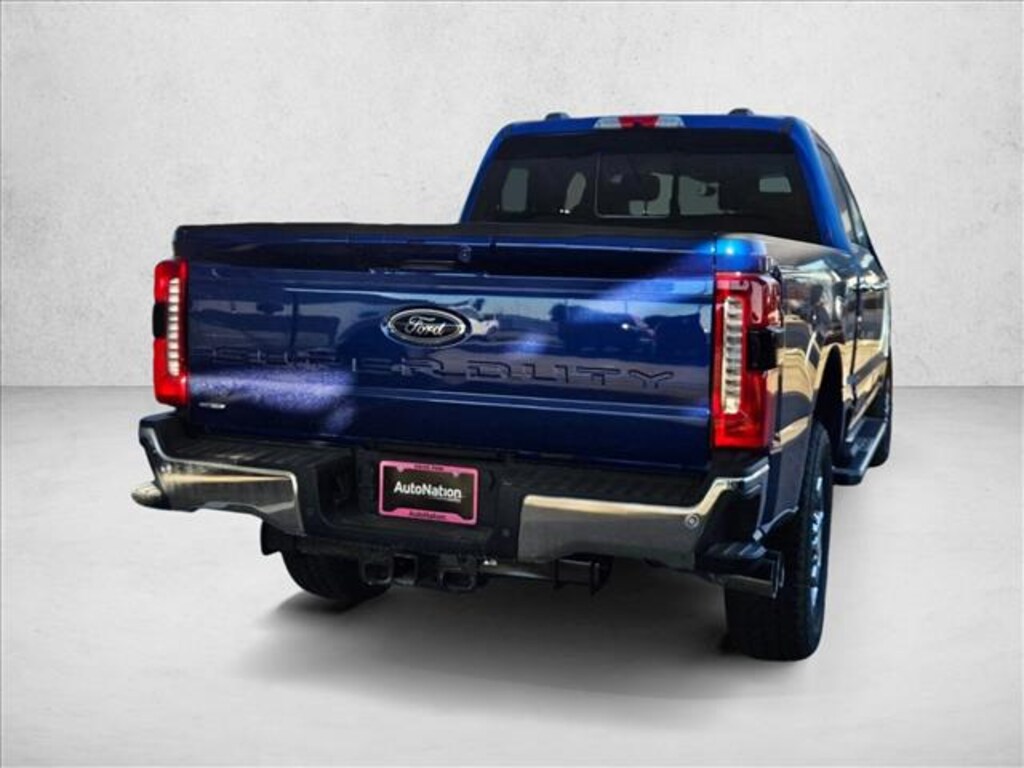 New 2026 Ford F-250 LARIAT Truck Crew Cab