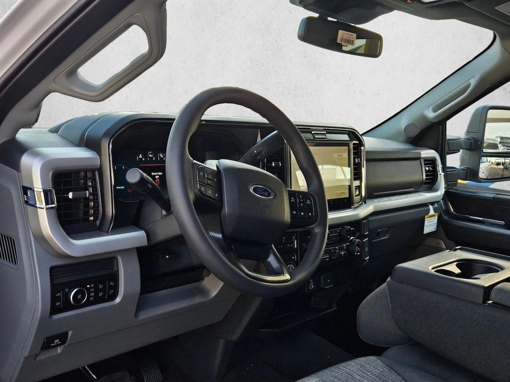 New 2026 Ford F-250 XLT Truck Crew Cab