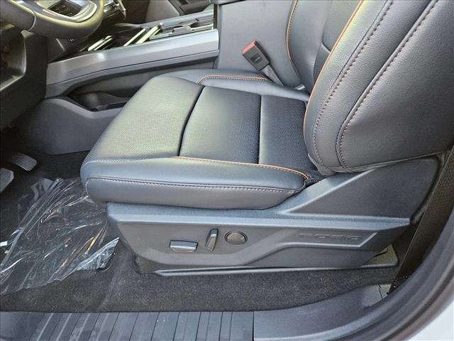 2026 Ford F-250 Lariat photo 4