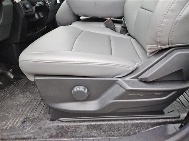 2024 Ford F-450 XL photo 2