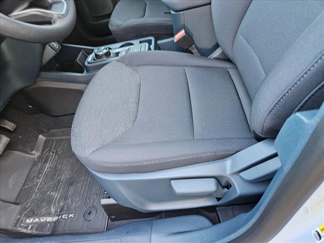 2025 Ford Maverick XL photo 4