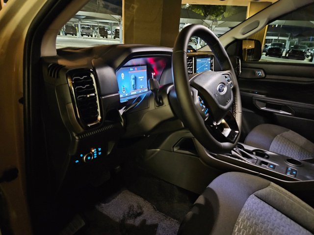 2025 Ford Ranger XLT photo 3