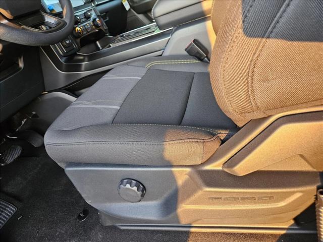2025 Ford F-150 STX photo 4