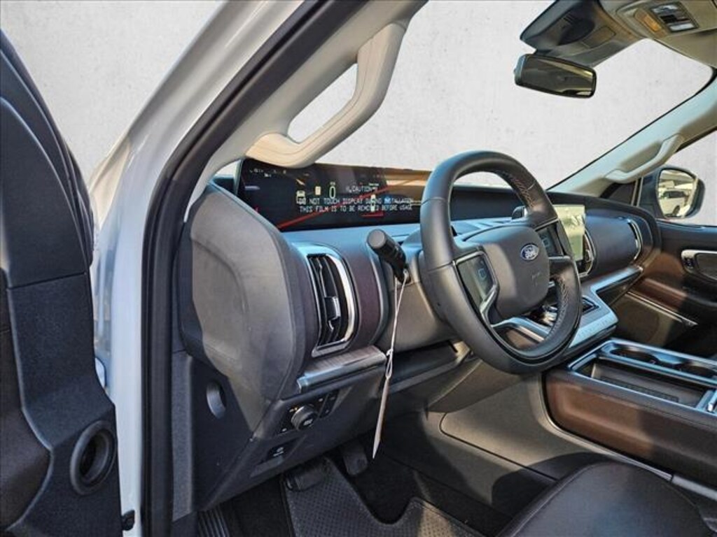 New 2025 Ford Expedition Platinum SUV