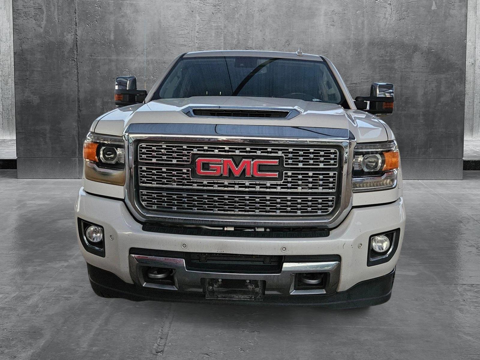 Used 2019 GMC Sierra 2500 Denali HD Denali with VIN 1GT12SEY2KF151866 for sale in Fort Worth, TX
