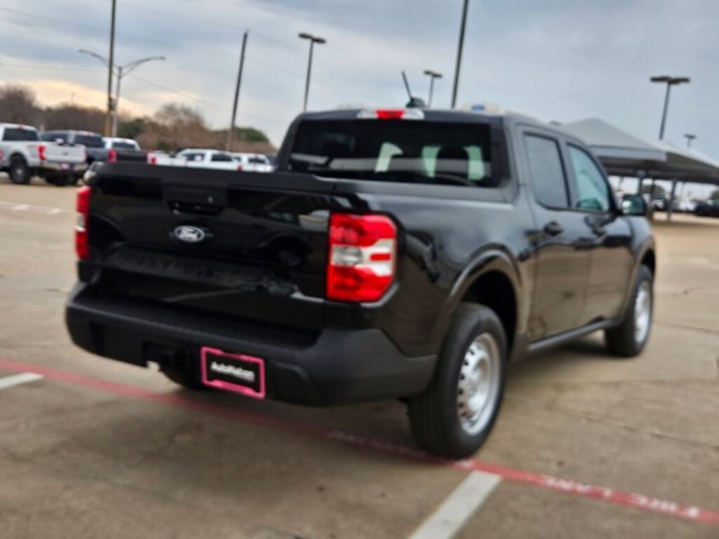 New 2026 Ford Maverick XL Truck SuperCrew