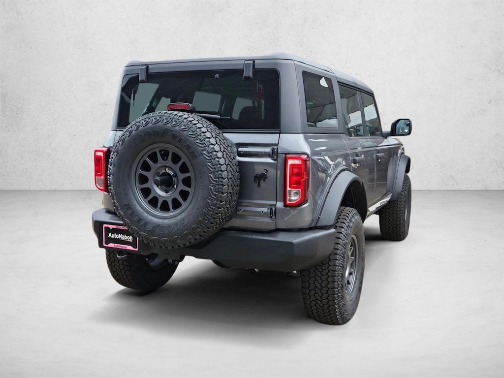 New 2026 Ford Bronco Base SUV
