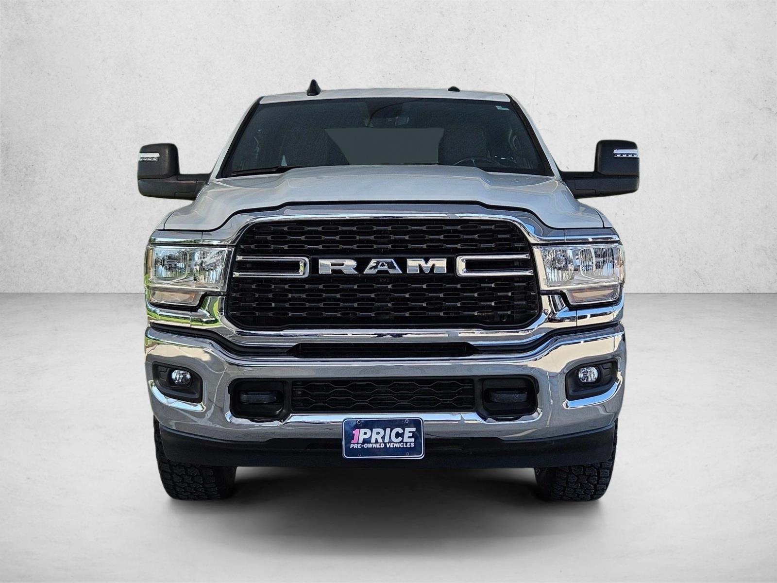 2024 Ram 3500 Big Horn photo 2