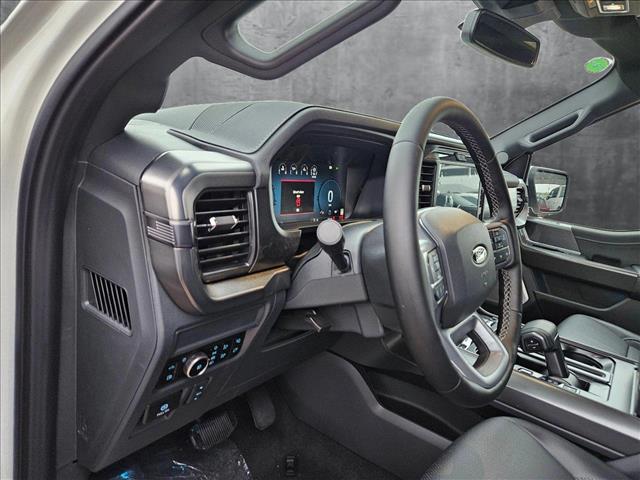 2025 Ford F-150 Lariat photo 3