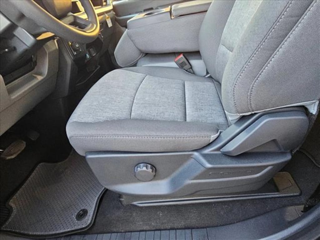 New 2026 Ford F-250 XL Truck Crew Cab