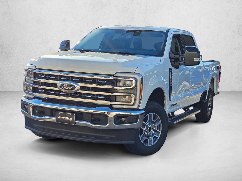 New 2026 Ford F-250 LARIAT Truck Crew Cab
