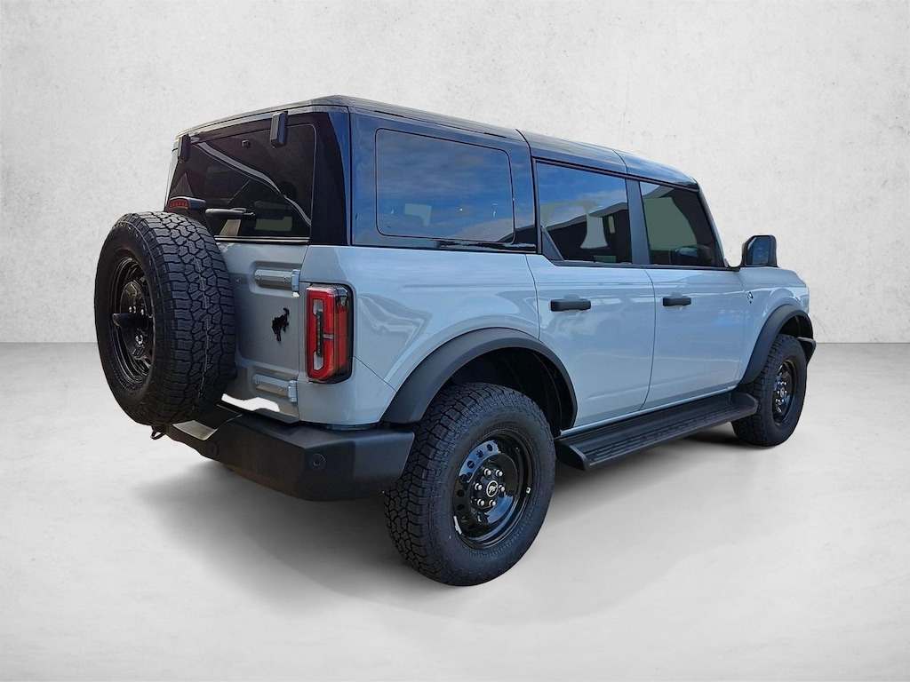 New 2026 Ford Bronco Outer Banks SUV