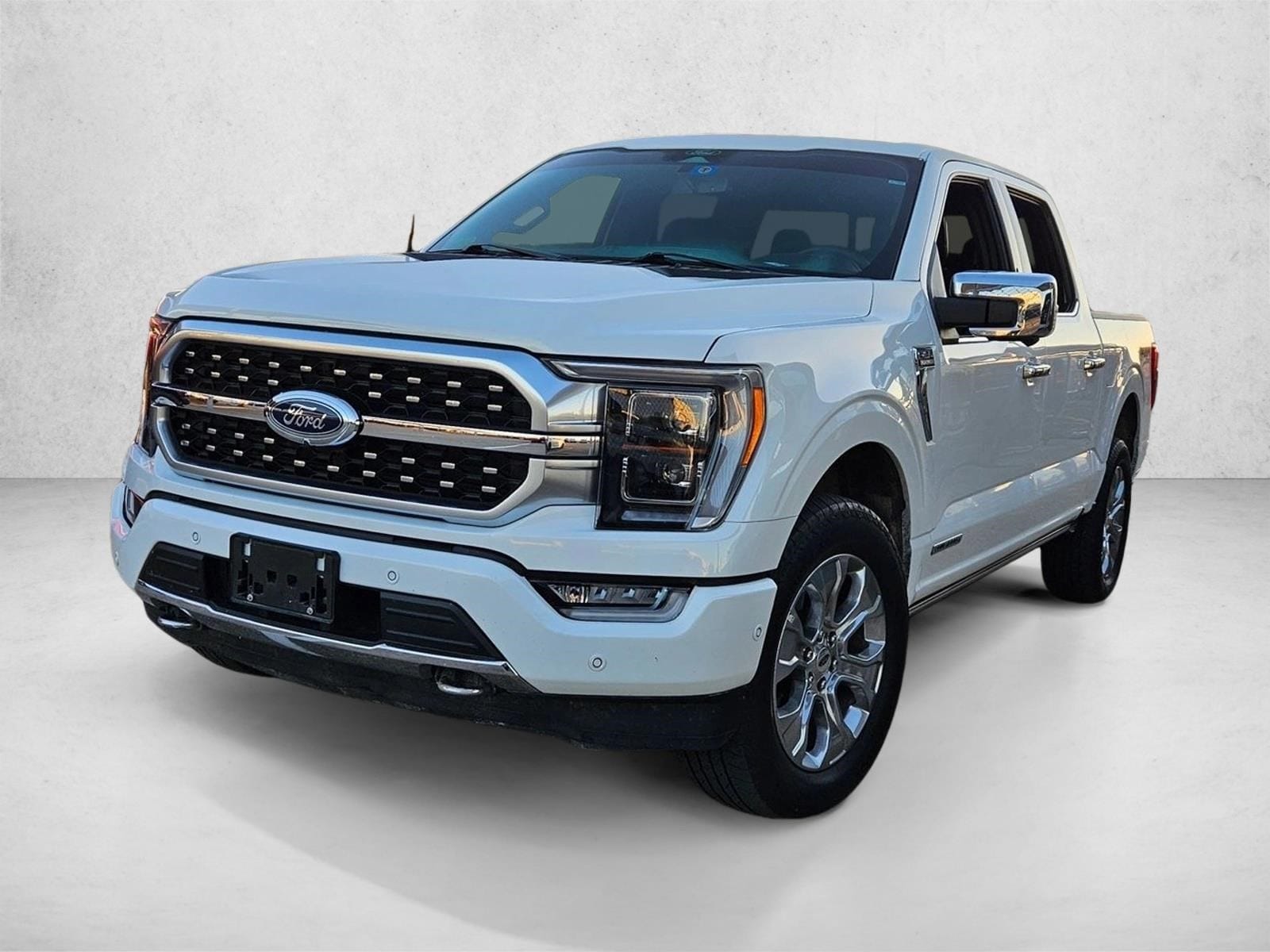 2022 Ford F-150 Platinum's photo