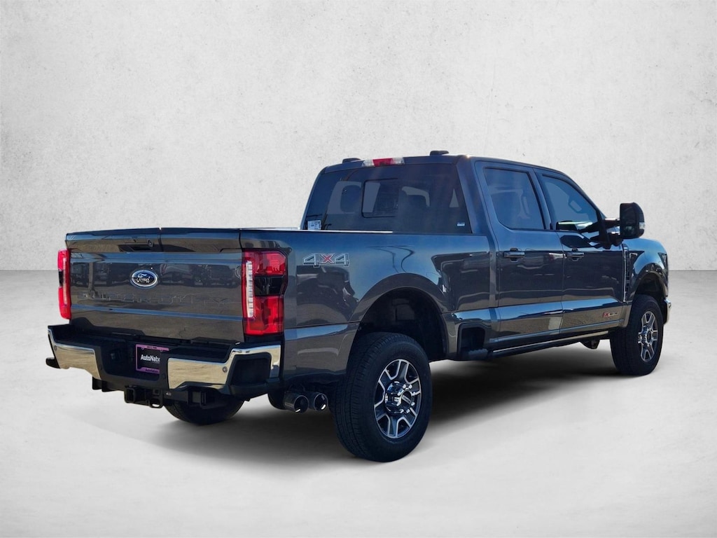 New 2026 Ford F-250 LARIAT Truck Crew Cab