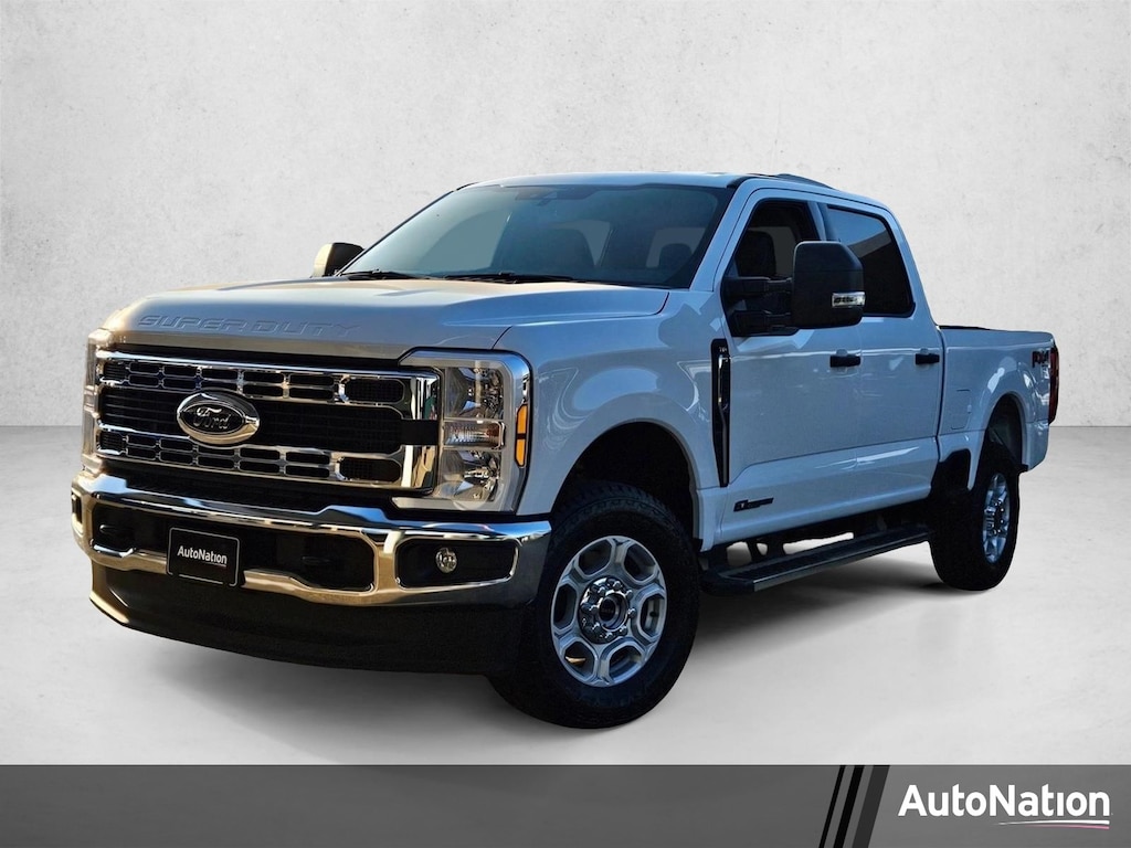 New 2026 Ford F-250 XLT Truck Crew Cab