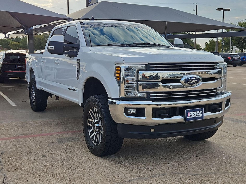 Used 2019 Ford F-250 LARIAT Truck Crew Cab