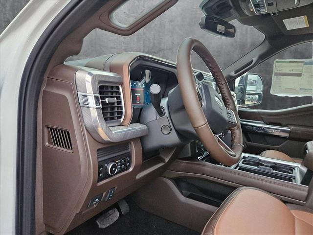 2025 Ford F-350 King Ranch photo 3