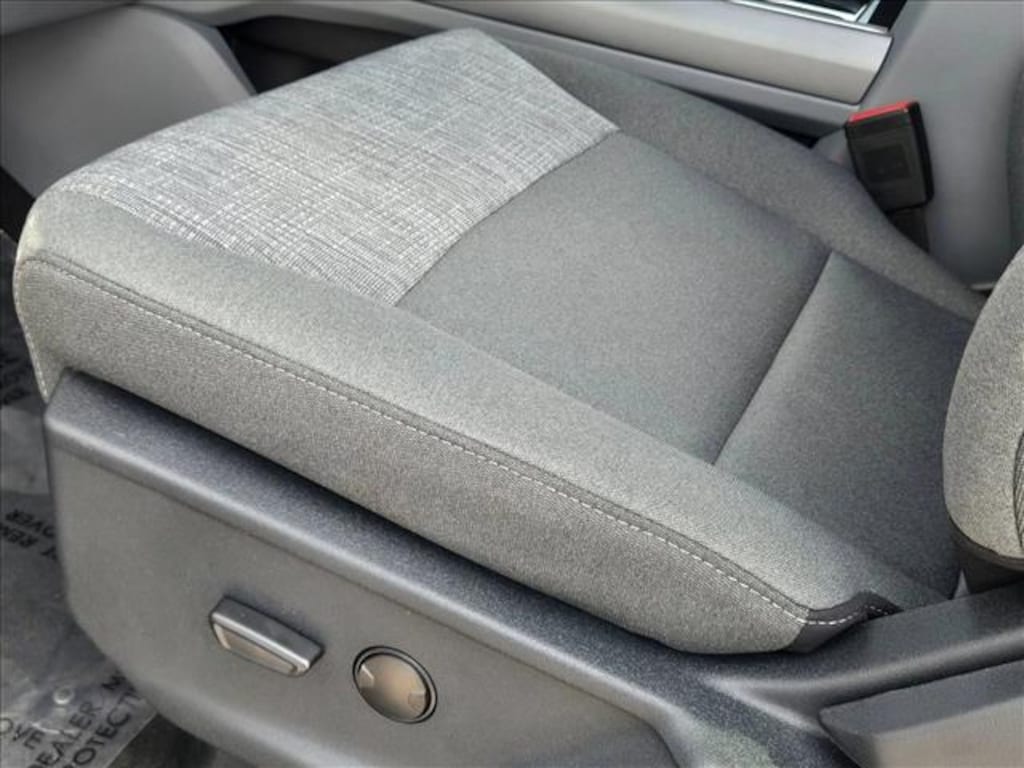 New 2026 Ford F-350 XLT Truck Crew Cab