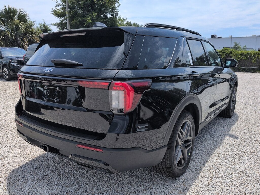 New 2026 Ford Explorer ST-Line SUV