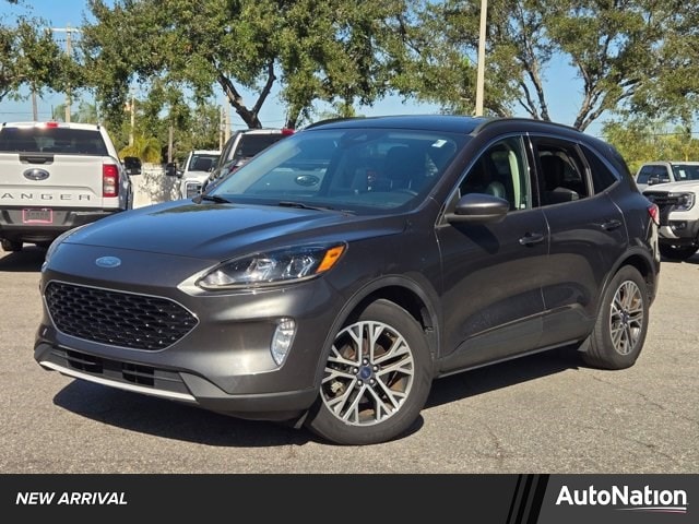 2020 Ford Escape SEL