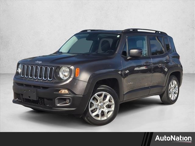 2017 Jeep Renegade Latitude's photo