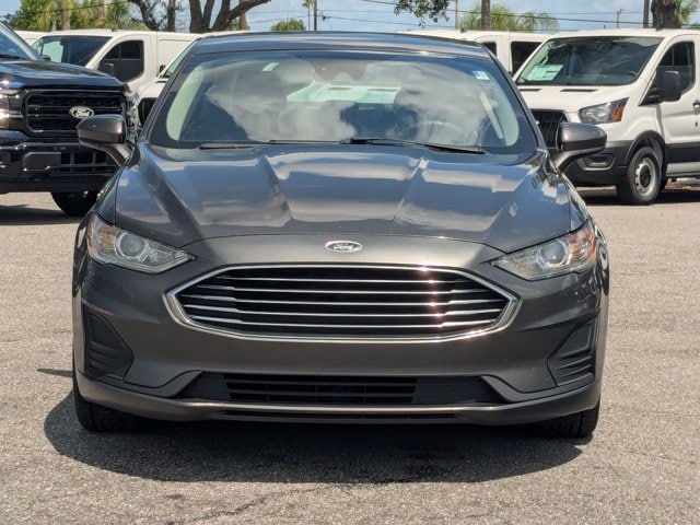 Used 2019 Ford Fusion Hybrid SE with VIN 3FA6P0LU8KR234402 for sale in St. Petersburg, FL