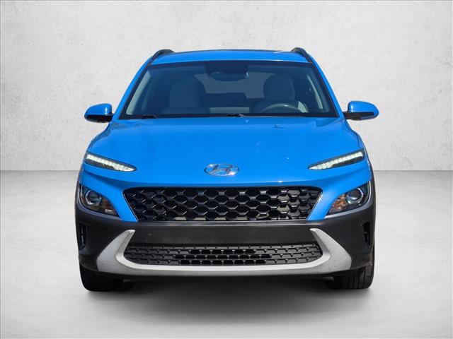 2022 Hyundai Kona SEL photo 2