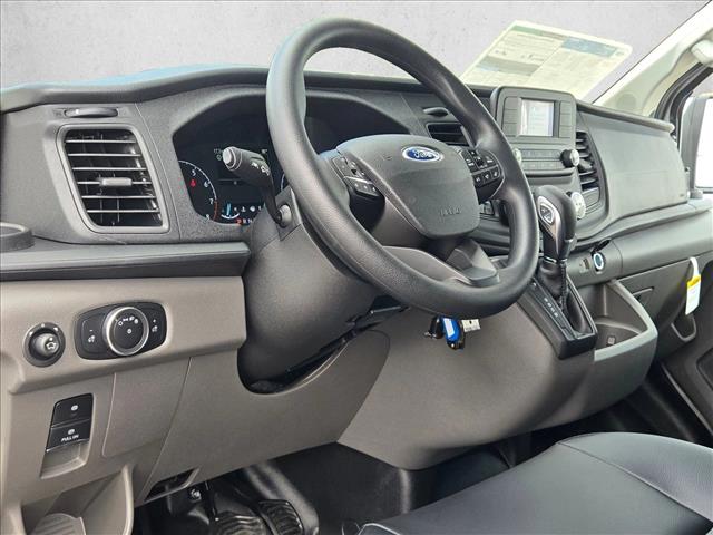 2025 Ford Transit photo 3