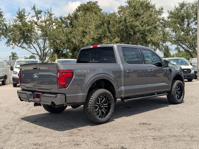 2025 Ford F-150 XLT photo 2